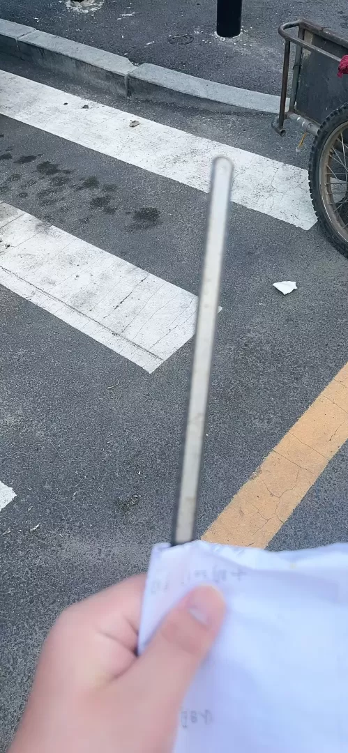 兜兜转转小屏党也向现实妥协了入手iPhone16e